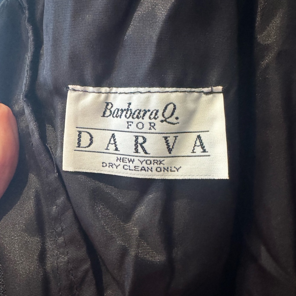 Barbara Q for Darva Vintage Black Lace Gown - Picture 2 of 4